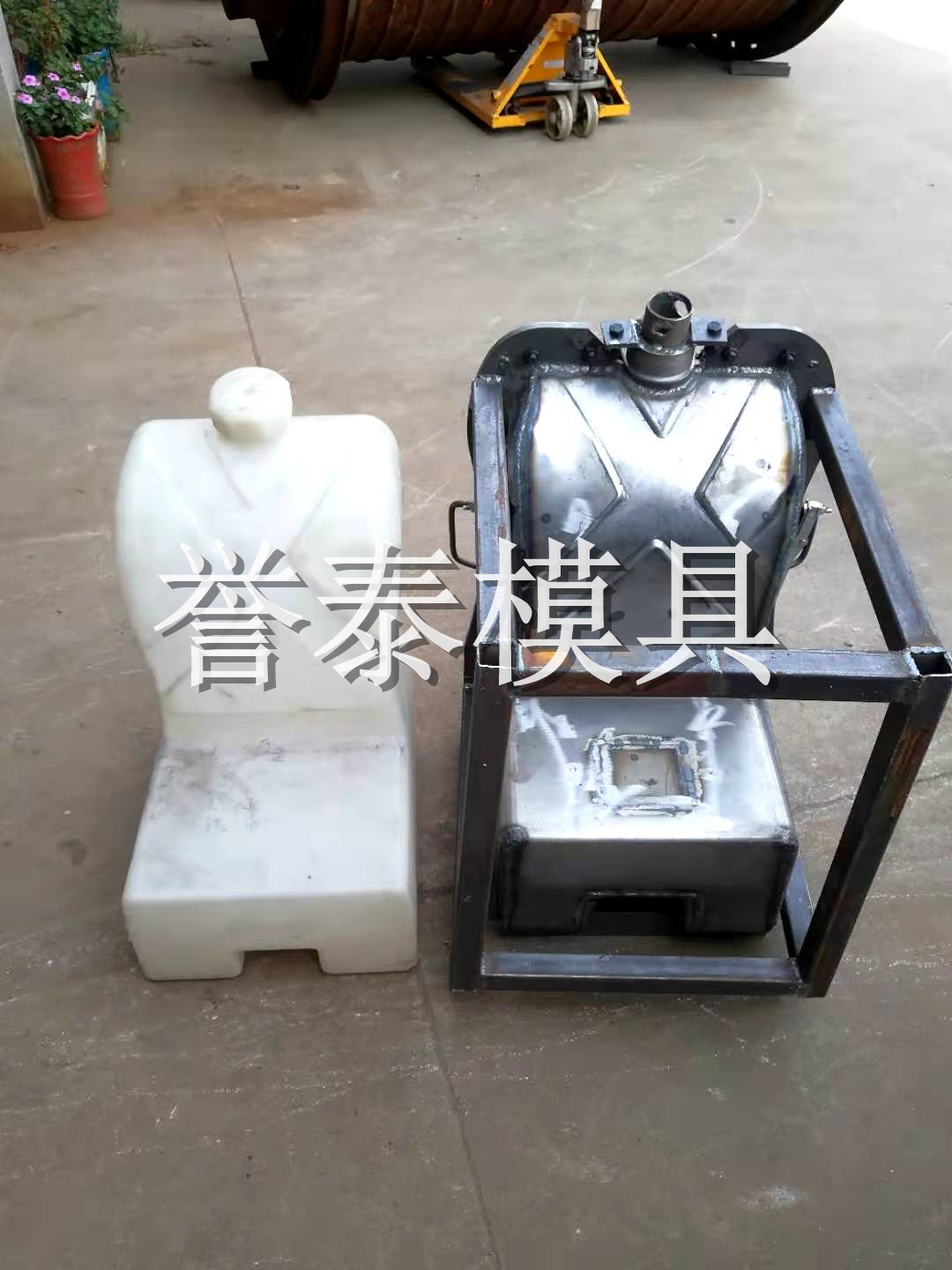 農機水箱